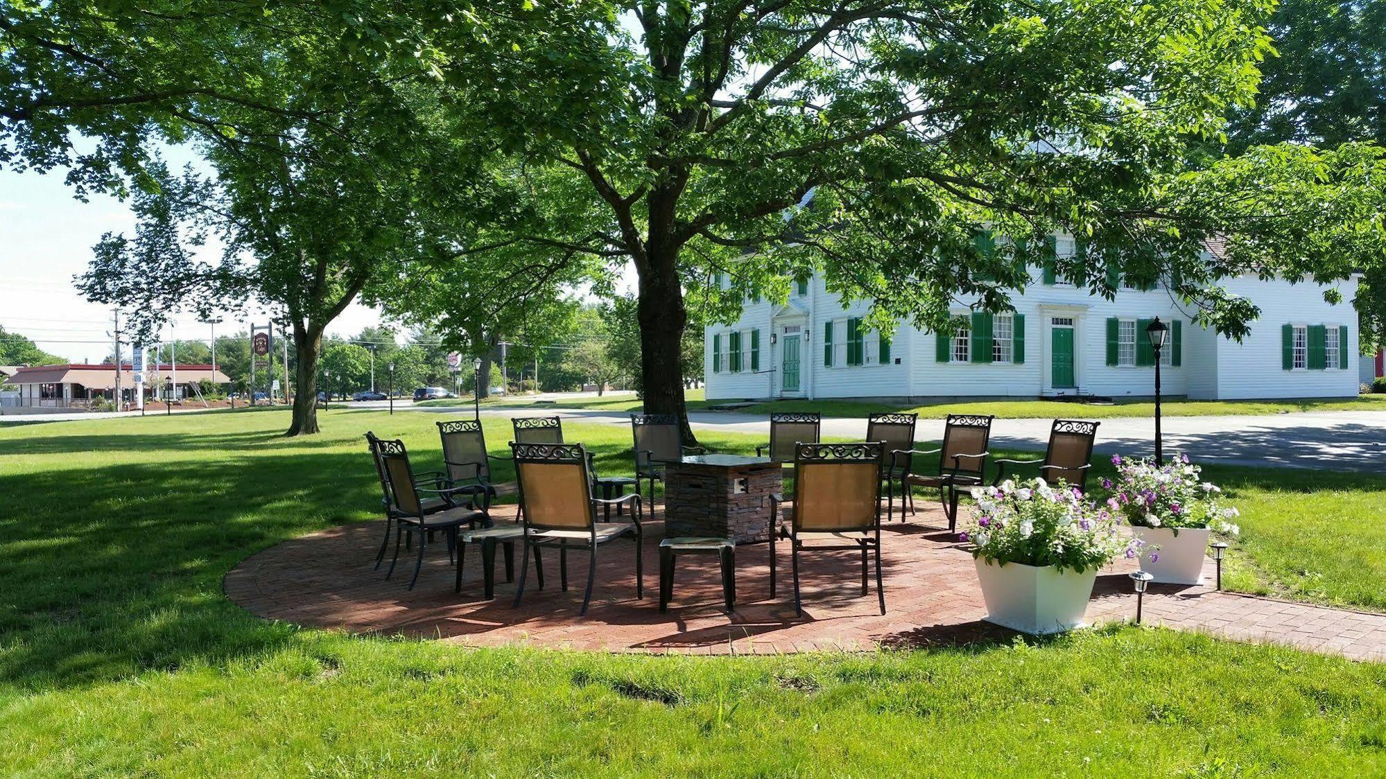 Old Sturbridge Inn & Reeder Family Lodges Exterior foto